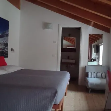 Bed & Breakfast Le Stanze Del Trenino Rosso